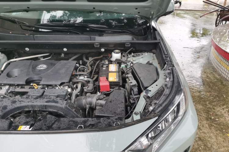 Used Toyota RAV4 2021 2.0L CVT Two-Wheel Drive Fashion Edition Engine Bay Left