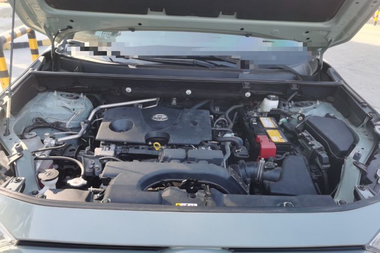 Used Toyota RAV4 2021 2.0L CVT Two-Wheel Drive Fashion Edition Engine Bay