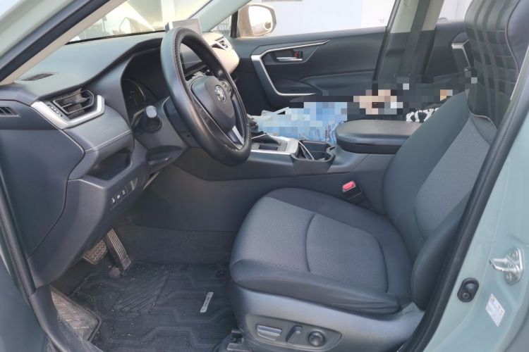 Used Toyota RAV4 2021 2.0L CVT Two-Wheel Drive Fashion Edition Left Front Seat