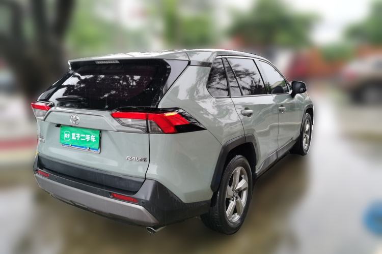 Used Toyota RAV4 2021 2.0L CVT Two-Wheel Drive Fashion Edition Rear Right 45 Deg