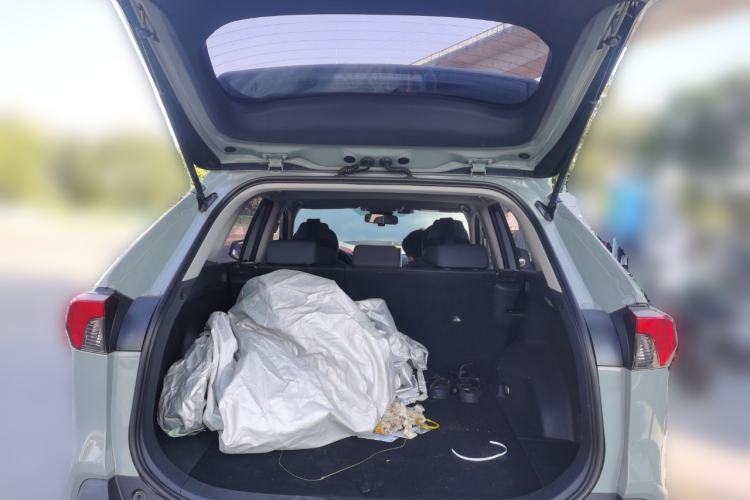 Used Toyota RAV4 2021 2.0L CVT Two-Wheel Drive Fashion Edition Trunk