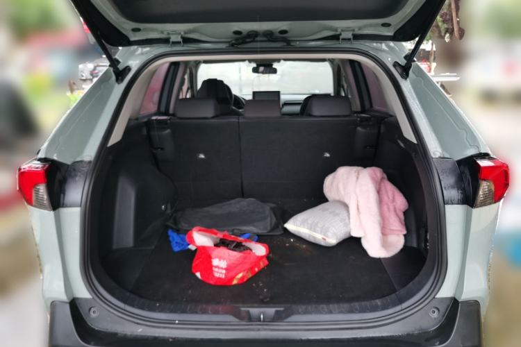 Used Toyota RAV4 2021 2.0L CVT Two-Wheel Drive Fashion Edition Trunk