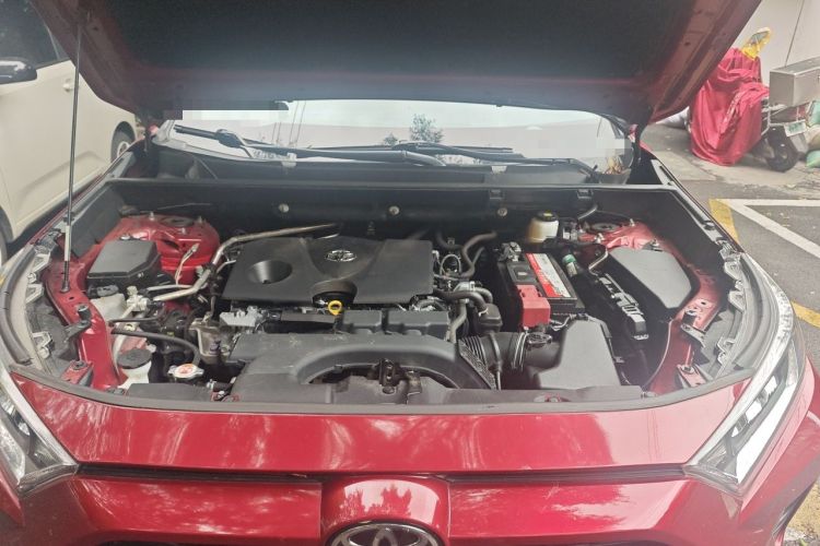 Used Toyota RAV4 2021 2.0L CVT Two-Wheel Drive Fashion PLUS Edition Engine Bay