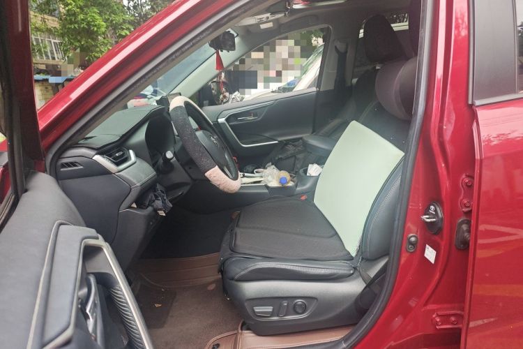 Used Toyota RAV4 2021 2.0L CVT Two-Wheel Drive Fashion PLUS Edition Left Front Seat