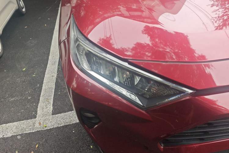 Used Toyota RAV4 2021 2.0L CVT Two-Wheel Drive Fashion PLUS Edition Right Front Headlight
