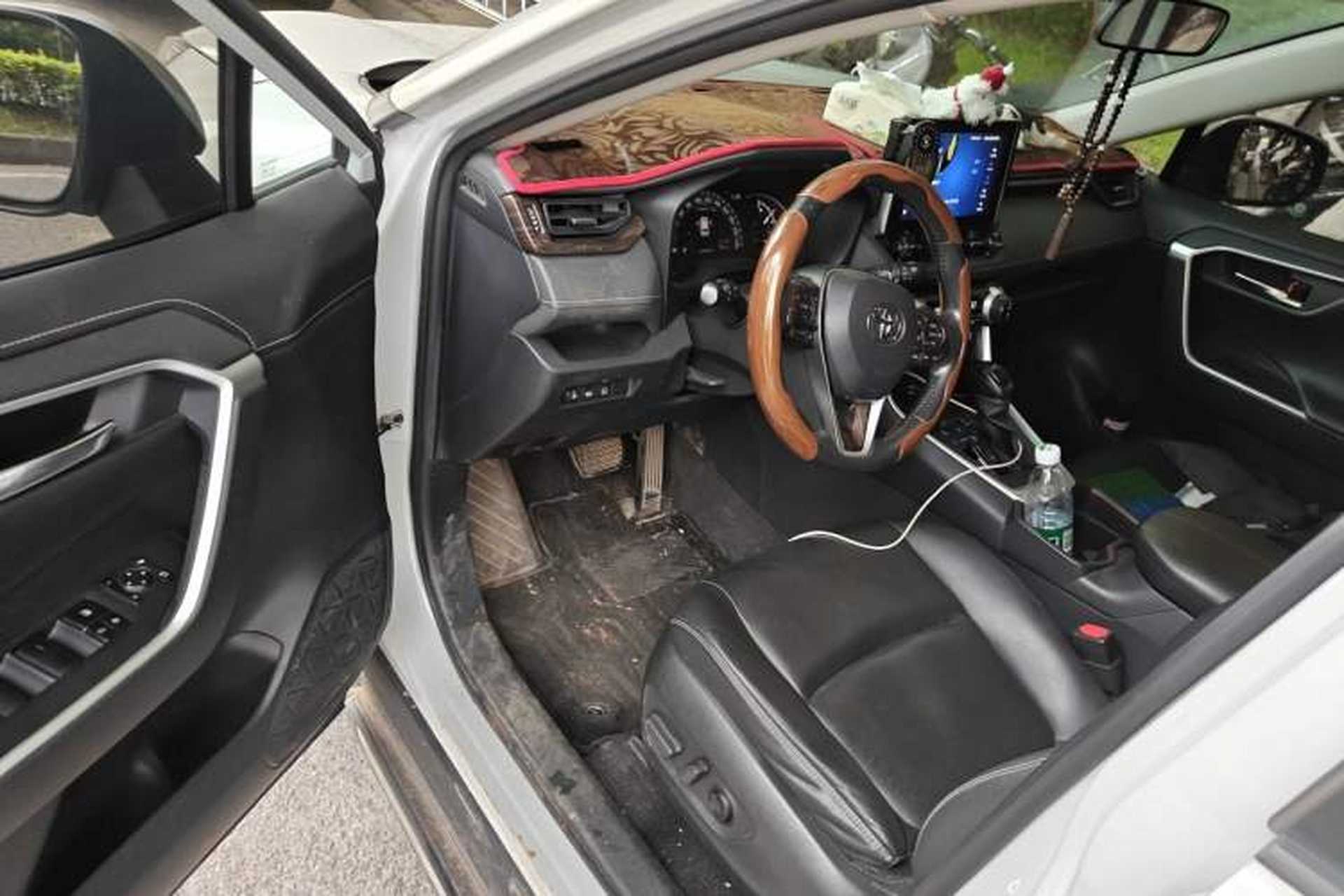 Used Toyota RAV4 2021 2.0L CVT Two-Wheel Drive Fashion PLUS Edition Driver Seat