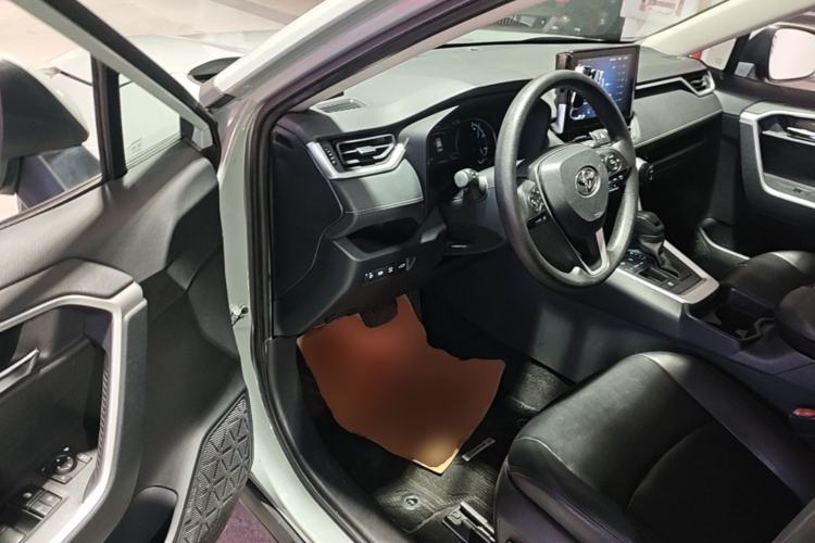 Used Toyota RAV4 2021 Dual-Engine 2.5L E-CVT Two-Wheel Drive Elite Edition Driver Seat
