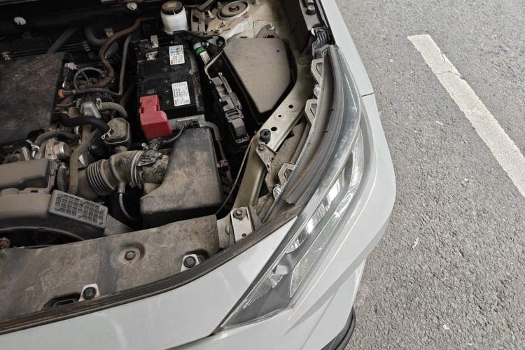Used Toyota RAV4 2021 2.0L CVT Two-Wheel Drive Fashion PLUS Edition Engine Bay Left