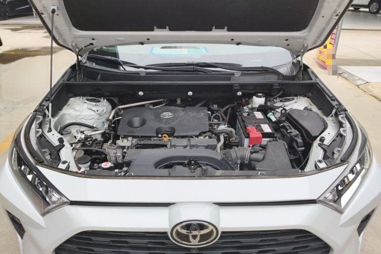 Used Toyota RAV4 2021 2.0L CVT Two-Wheel Drive Fashion Edition Engine Bay