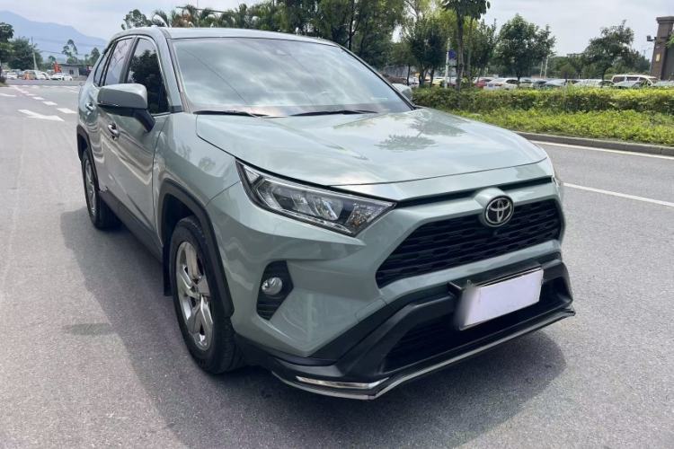 Used Toyota RAV4 2021 2.0L CVT Two-Wheel Drive Fashion PLUS Edition Exterior 7