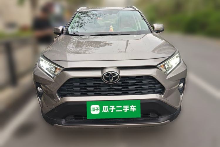 Used Toyota RAV4 2021 2.0L CVT Two-Wheel Drive Fashion PLUS Edition Front
