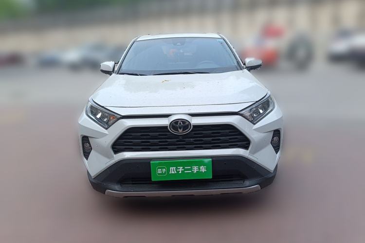 Used Toyota RAV4 2021 2.0L CVT Two-Wheel Drive Fashion PLUS Edition Front