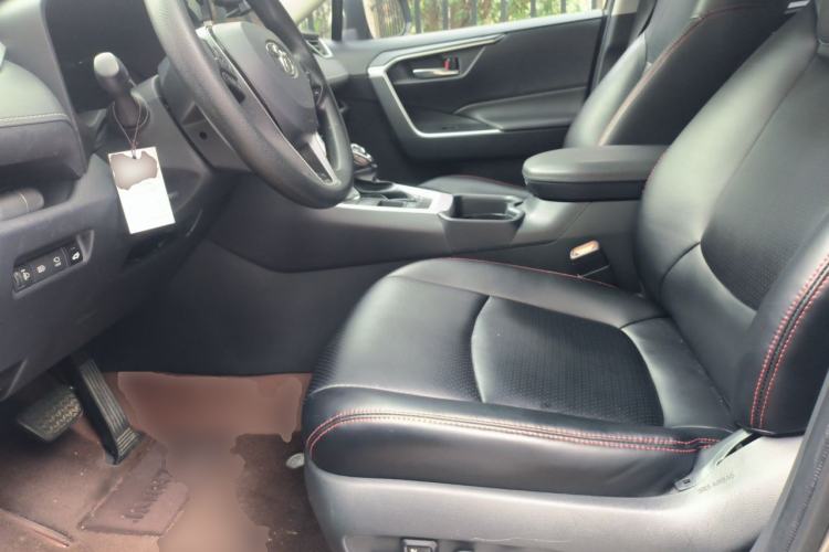 Used Toyota RAV4 2021 Revised Version Dual-Motor Hybrid 2.5L E-CVT Two-Wheel Drive Elite Edition Left Front Seat