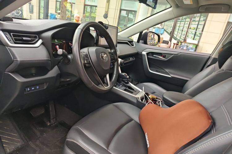 Used Toyota RAV4 2021 2.0L CVT Two-Wheel Drive Fashion PLUS Edition Left Front Seat