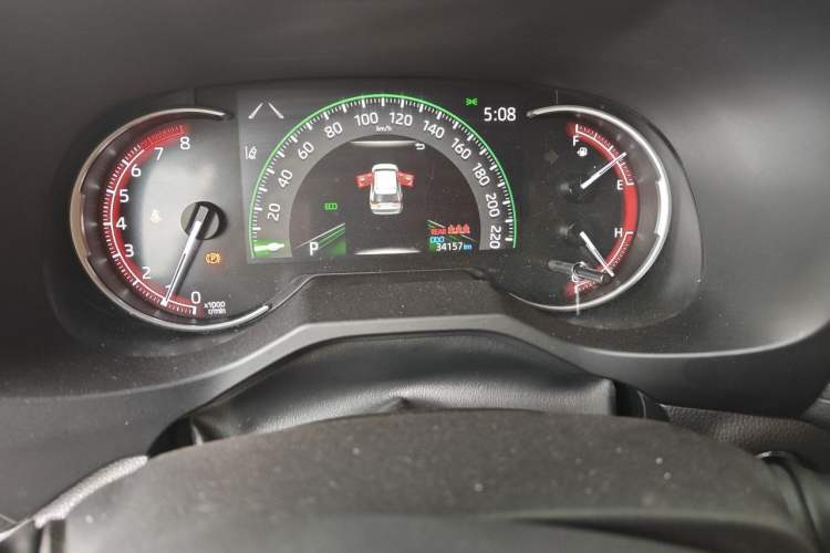 Used Toyota RAV4 2021 2.0L CVT Two-Wheel Drive Fashion PLUS Edition Odometer Close Up