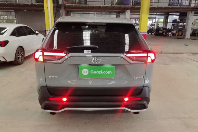 Used Toyota RAV4 2021 2.0L CVT Two-Wheel Drive Fashion PLUS Edition Rear