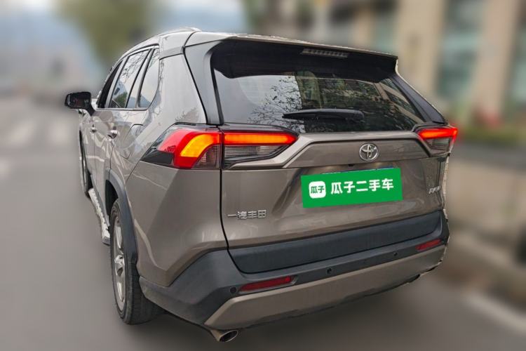 Used Toyota RAV4 2021 2.0L CVT Two-Wheel Drive Fashion PLUS Edition Rear Left 45 Deg