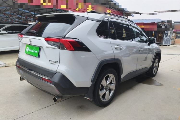 Used Toyota RAV4 2021 2.0L CVT Two-Wheel Drive Fashion Edition Rear Right 45 Deg