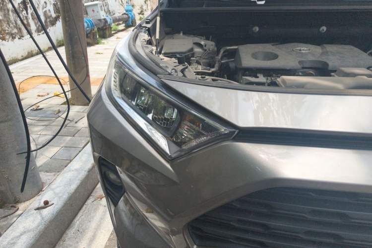 Used Toyota RAV4 2021 2.0L CVT Two-Wheel Drive Fashion PLUS Edition Right Front Headlight