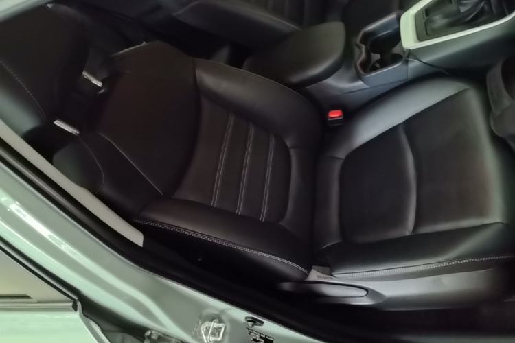 Used Toyota RAV4 2021 2.0L CVT Two-Wheel Drive Fashion PLUS Edition Right Front Seat