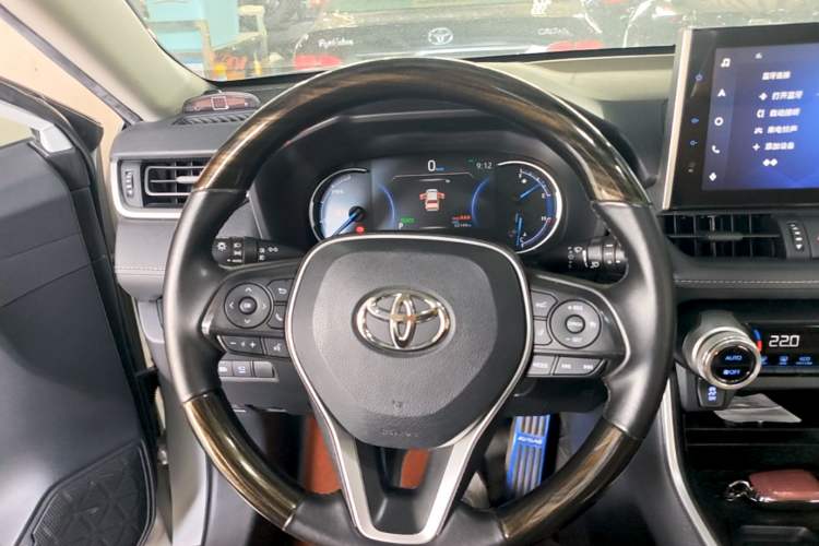 Used Toyota RAV4 2021 Dual-Engine 2.5L E-CVT Two-Wheel Drive Elite Edition Steering Wheel