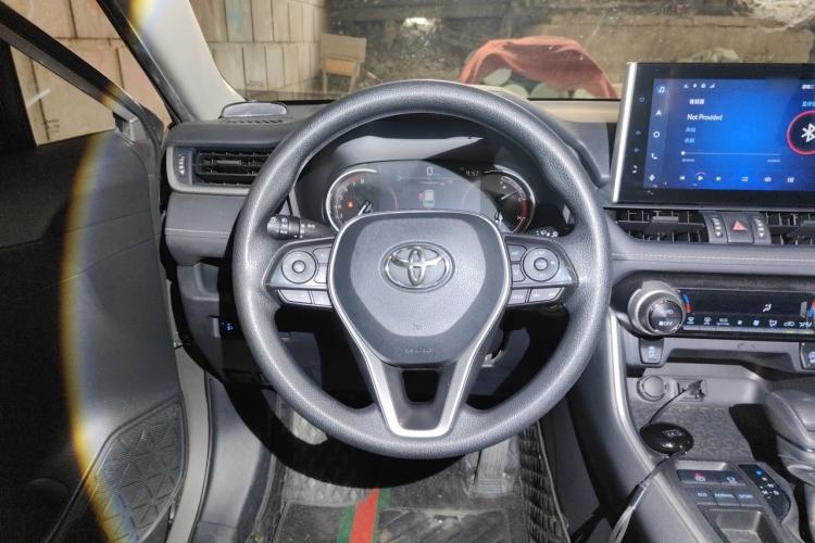 Used Toyota RAV4 2021 2.0L CVT Two-Wheel Drive Fashion Edition Steering Wheel