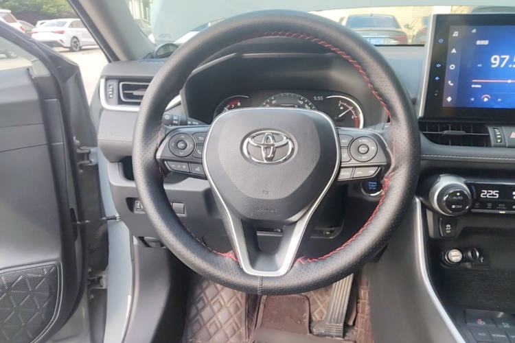 Used Toyota RAV4 2021 2.0L CVT Two-Wheel Drive Fashion Edition Steering Wheel