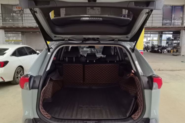 Used Toyota RAV4 2021 2.0L CVT Two-Wheel Drive Fashion PLUS Edition Trunk