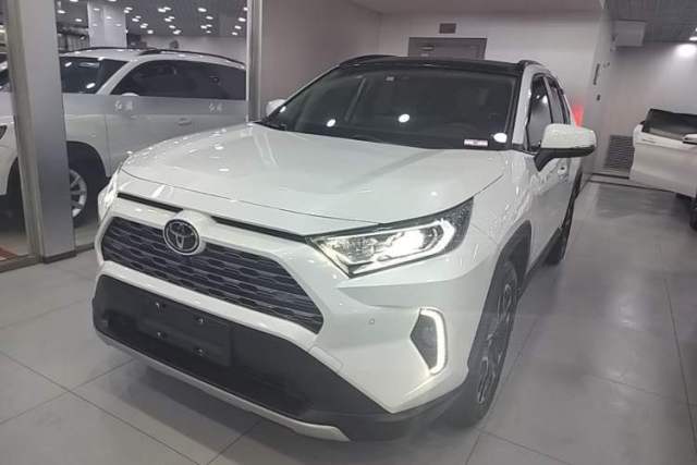 Used Toyota RAV4 2021 2.0L CVT Four-Wheel Drive Premium Edition