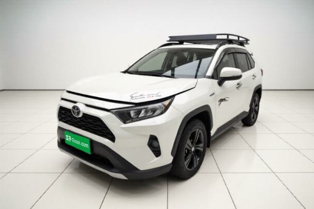 Toyota RAV4 2020 Dual-Engine 2.5L E-CVT 4x4 Elite PLUS Edition usata