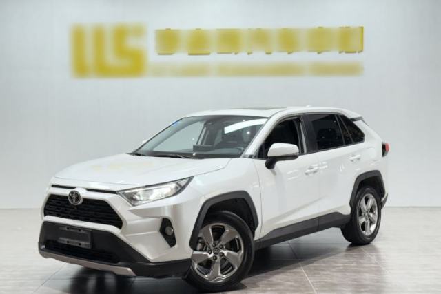 Used Toyota RAV4 2021 2.0L CVT Two-Wheel Drive Fashion PLUS Edition