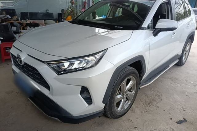 Used Toyota RAV4 2021 2.0L CVT Two-Wheel Drive Fashion Edition