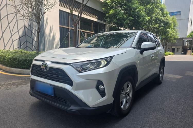 Used Toyota RAV4 2021 2.0L CVT Two-Wheel Drive Urban Edition Guazi used car, China used car export, Used car for sale, Used  cars, Cheapest cars for sale