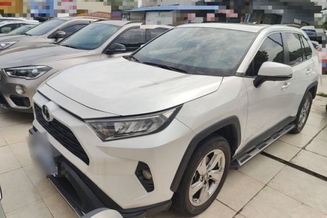 Used Toyota RAV4 2021 2.0L CVT Two-Wheel Drive Fashion PLUS Edition