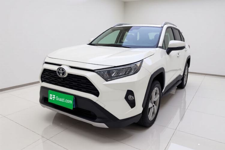 Used Toyota RAV4 2021 2.0L CVT Two-Wheel Drive Fashion Edition Guazi used car, China used car export, Used car for sale, Used  cars, Cheapest cars for sale
