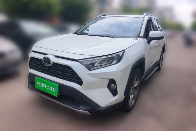 Used Toyota RAV4 2021 2.0L CVT Two-Wheel Drive Fashion Edition Guazi used car, China used car export, Used car for sale, Used  cars, Cheapest cars for sale