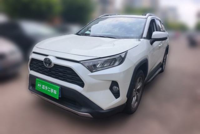 Used Toyota RAV4 2021 2.0L CVT Two-Wheel Drive Fashion Edition