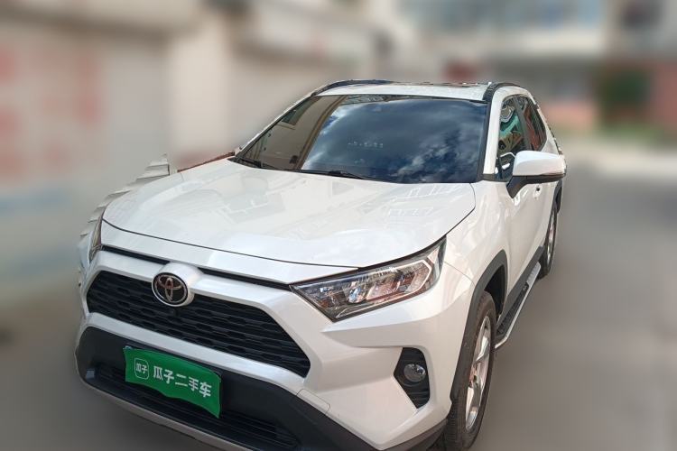 Used Toyota RAV4 2021 2.0L CVT Two-Wheel Drive Fashion Edition Guazi used car, China used car export, Used car for sale, Used  cars, Cheapest cars for sale