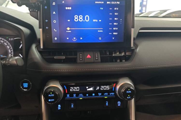 Used Toyota RAV4 2021 2.0L CVT Two-Wheel Drive Fashion PLUS Edition Audio And AC Panel