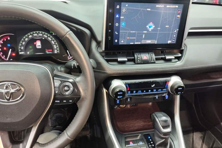 Used Toyota RAV4 2021 2.0L CVT Four-Wheel Drive Premium Edition Audio And AC Panel