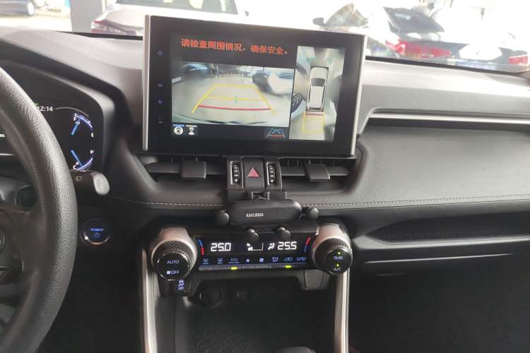 Used Toyota RAV4 2021 Dual-Engine 2.5L E-CVT Two-Wheel Drive Elite Edition Audio And AC Panel