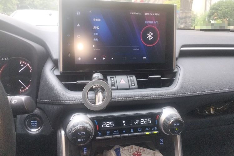 Used Toyota RAV4 2021 2.0L CVT Two-Wheel Drive Fashion Edition Audio And AC Panel