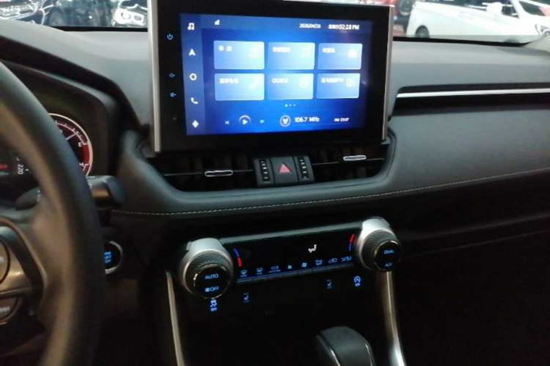 Used Toyota RAV4 2021 2.0L CVT Two-Wheel Drive Fashion PLUS Edition Audio And AC Panel