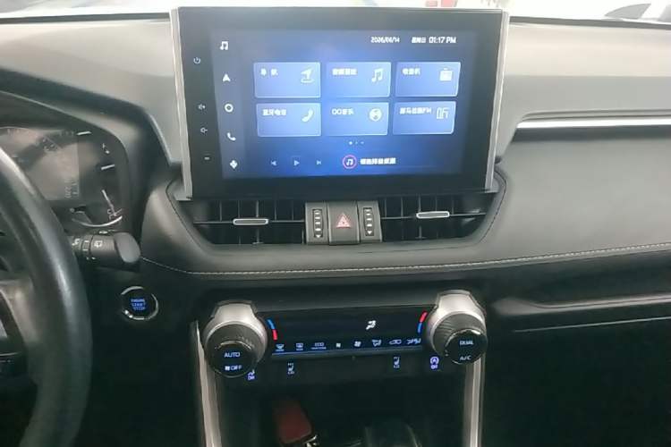 Used Toyota RAV4 2021 2.0L CVT Two-Wheel Drive Fashion PLUS Edition Audio And AC Panel