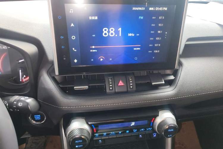 Used Toyota RAV4 2021 2.0L CVT Two-Wheel Drive Fashion PLUS Edition Audio And AC Panel