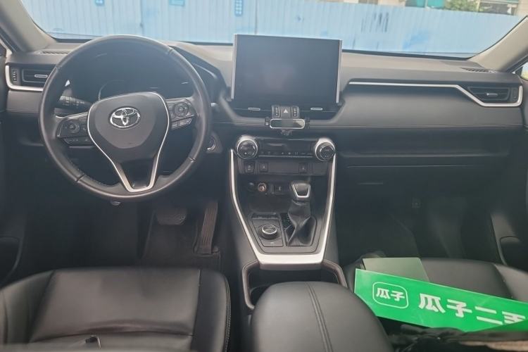 Used Toyota RAV4 2021 Revised Version Dual-Motor Hybrid 2.5L E-CVT 4x4 Elite PLUS Edition Center Console