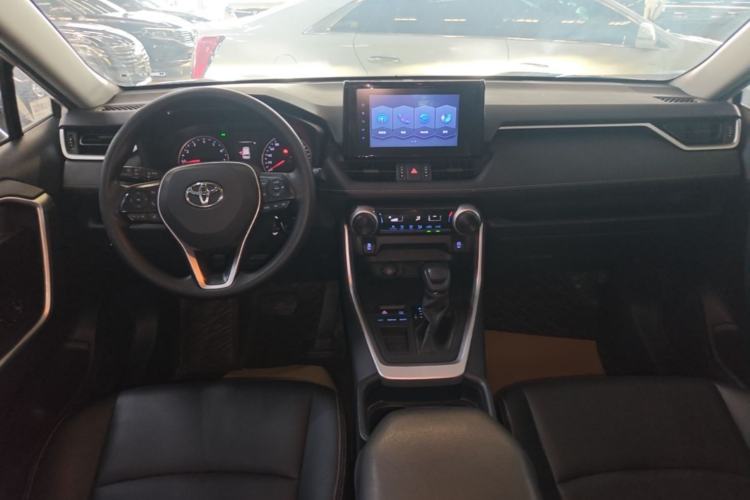 Used Toyota RAV4 2021 2.0L CVT Two-Wheel Drive Urban Edition Center Console