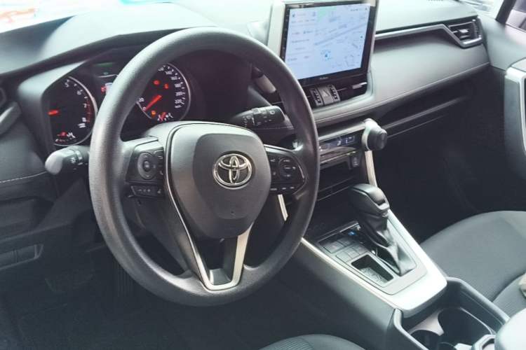 Used Toyota RAV4 2021 2.0L CVT Two-Wheel Drive Urban Edition Center Console