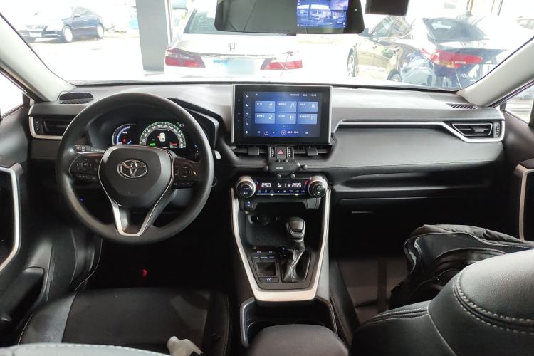 Used Toyota RAV4 2021 Dual-Engine 2.5L E-CVT Two-Wheel Drive Elite Edition Center Console