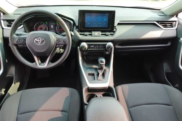 Used Toyota RAV4 2021 2.0L CVT Two-Wheel Drive Urban Edition Center Console